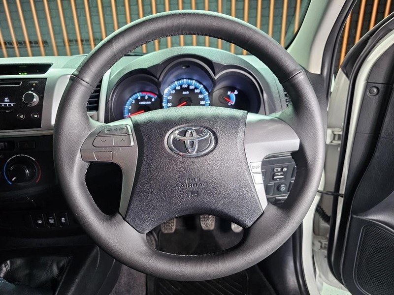 Toyota Fortuner - Mit Mak Motors - Image 11