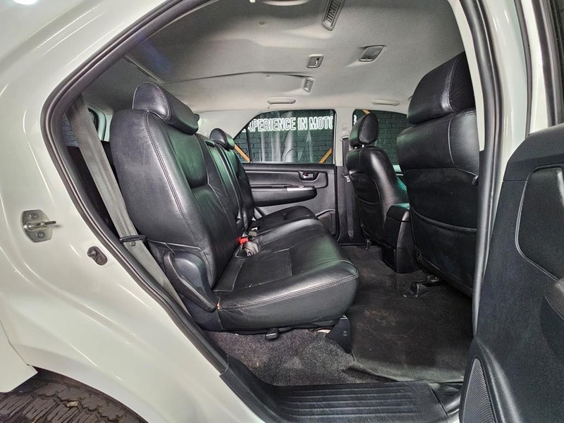 Toyota Fortuner - Mit Mak Motors - Image 20