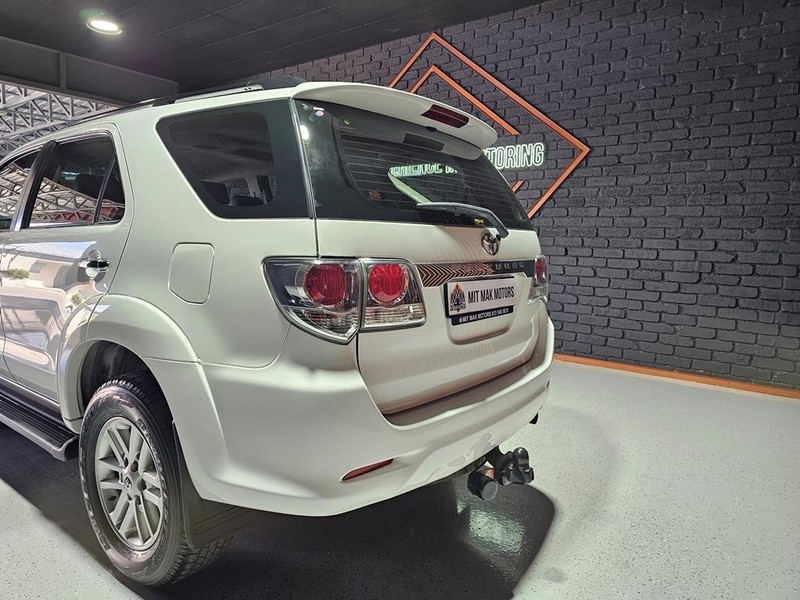 Toyota Fortuner - Mit Mak Motors - Image 27