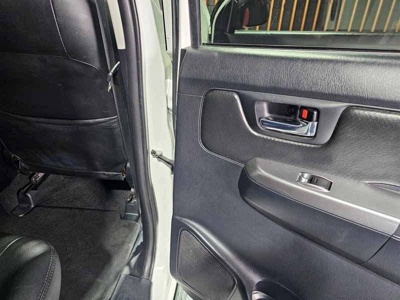 Toyota Fortuner - Mit Mak Motors - Image 19
