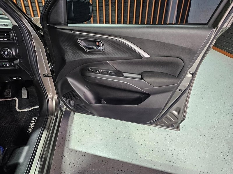 Suzuki Swift - Mit Mak Motors - Image 7