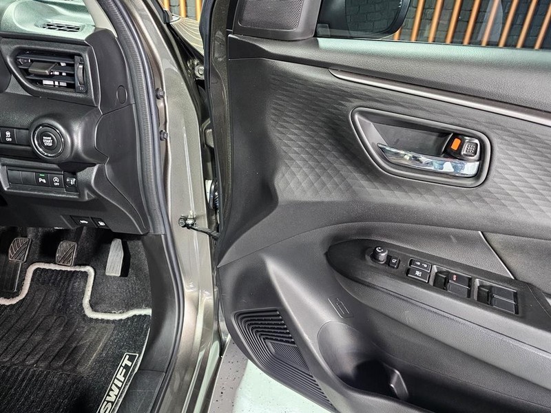 Suzuki Swift - Mit Mak Motors - Image 8