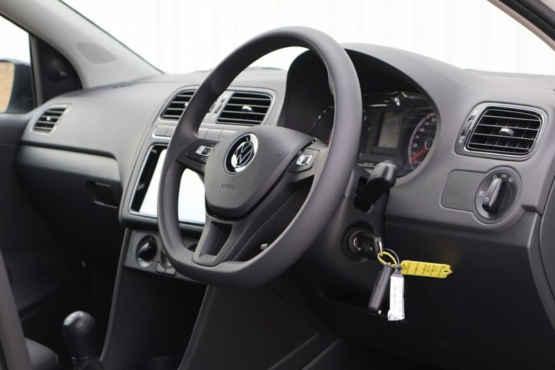 Volkswagen Polo Vivo - Hatfield VW Pretoria - Image 22