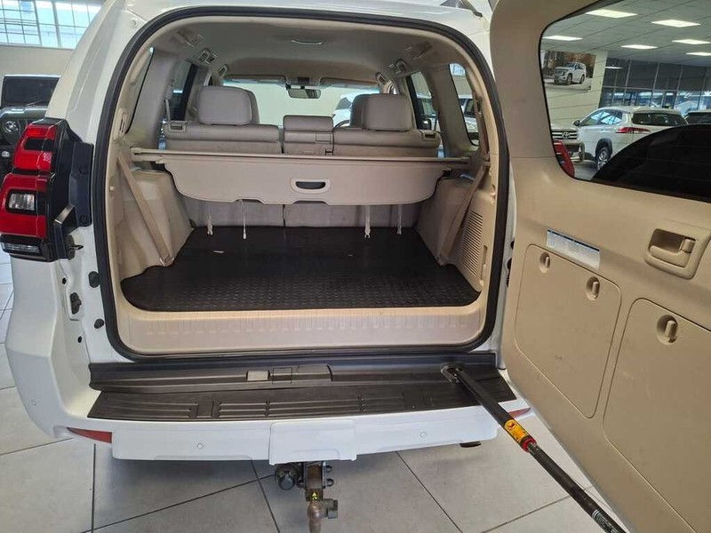 Toyota Land Cruiser Prado - Cargen Auto - Image 6