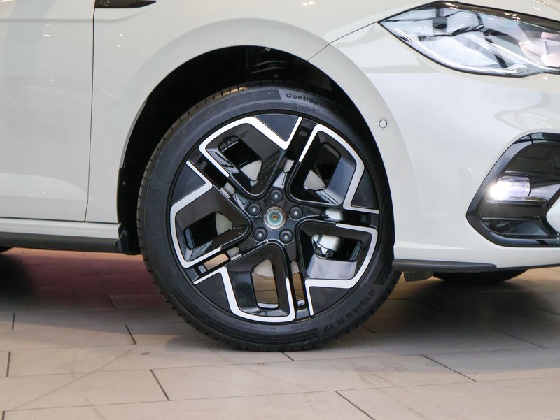 Volkswagen Polo - Hatfield VW Rivonia - Image 6