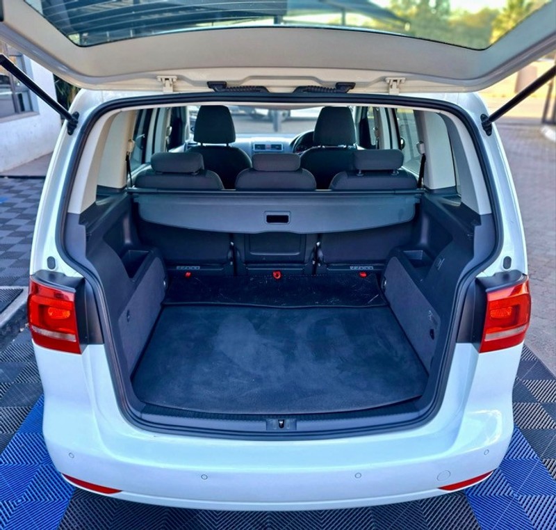 Volkswagen Touran - Parkview Auto Vereeniging - Image 5