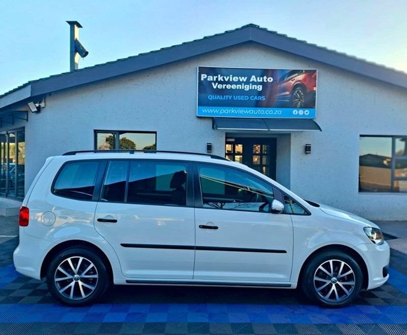 Volkswagen Touran - Parkview Auto Vereeniging - Image 4