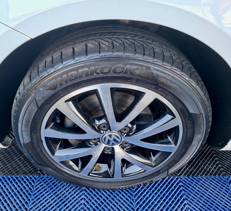 Volkswagen Touran - Parkview Auto Vereeniging - Image 35