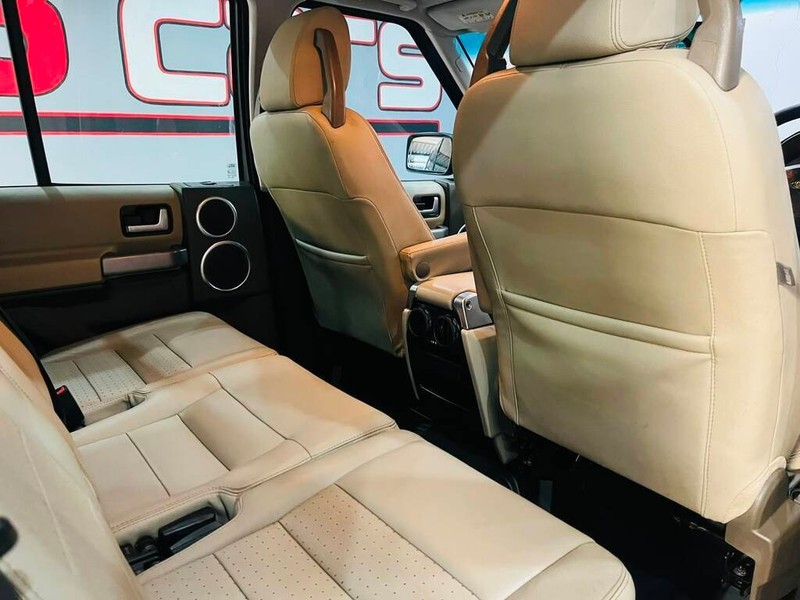 Land Rover Discovery - FS Cars - Image 8