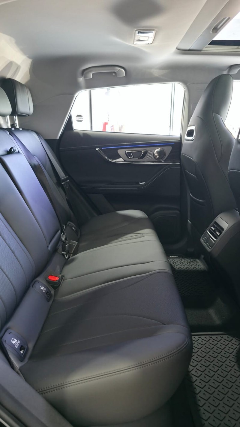 Omoda C5 - OMODA JAECOO Amanzimtoti - Image 17