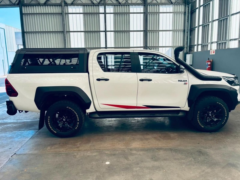 Toyota Hilux - Mit Mak Motors - Image 3