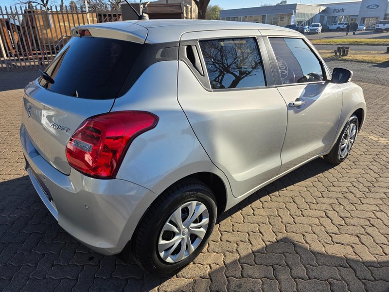 Suzuki Swift - Park Ford - Image 5