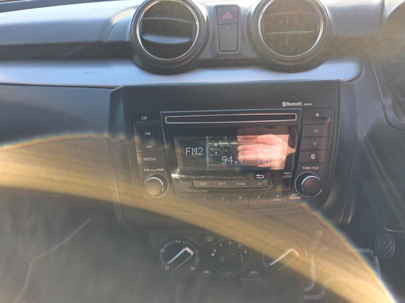 Suzuki Swift - Park Ford - Image 13