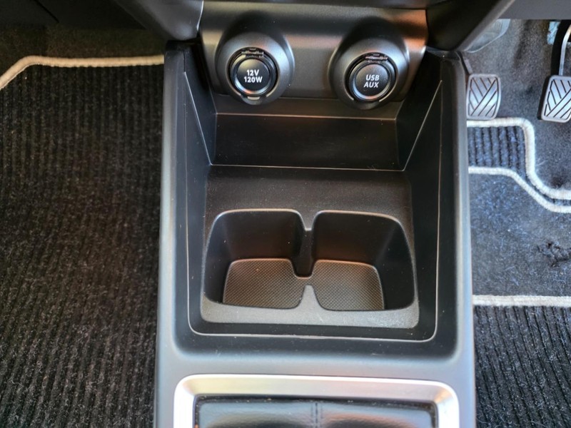 Suzuki Swift - Park Ford - Image 11