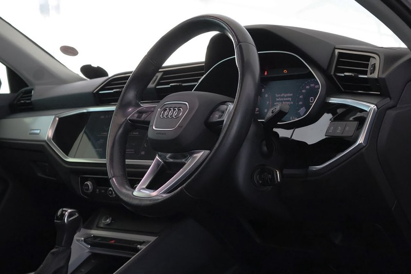 Audi Q3 - Audi Centre Hatfield - Image 21