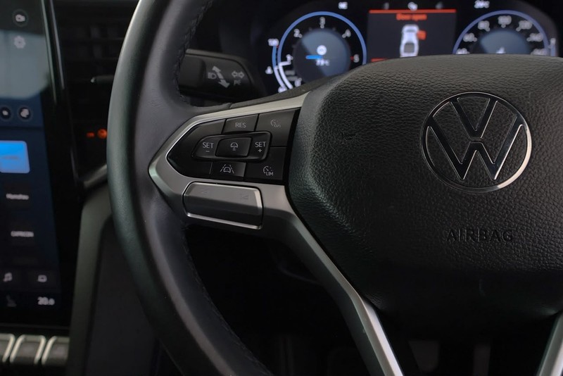 Volkswagen Amarok - Audi Centre Hatfield - Image 26