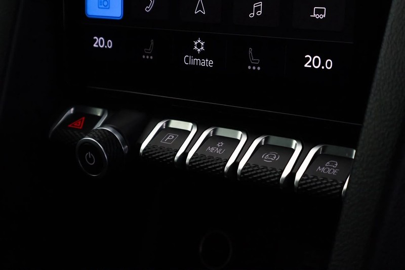 Volkswagen Amarok - Audi Centre Hatfield - Image 30