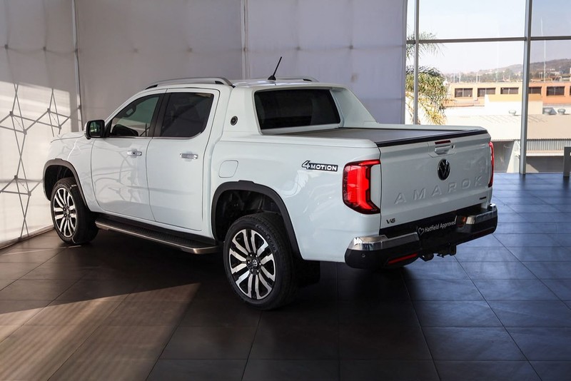 Volkswagen Amarok - Audi Centre Hatfield - Image 12