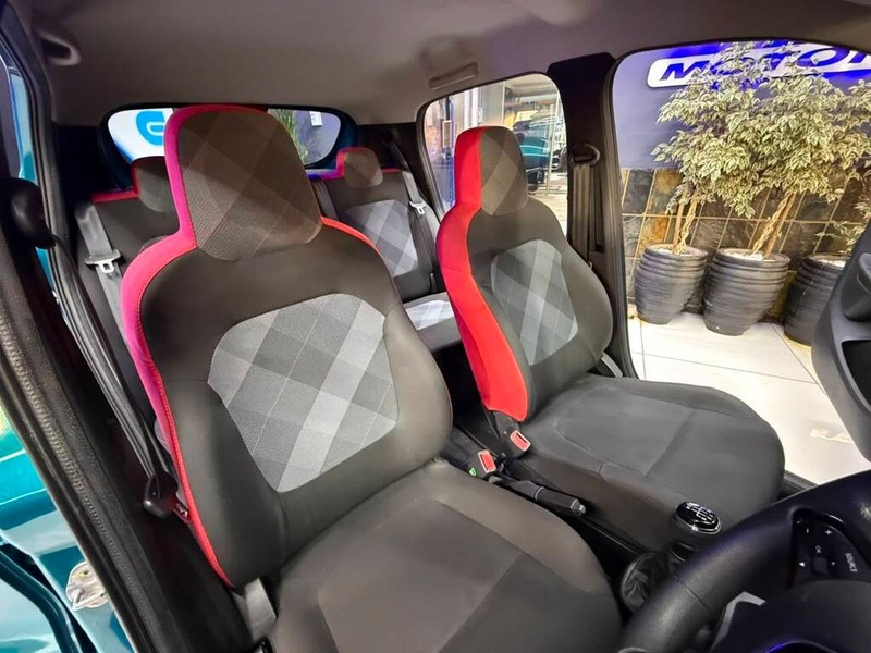 Renault KWID - G.I.G Motors - Image 14