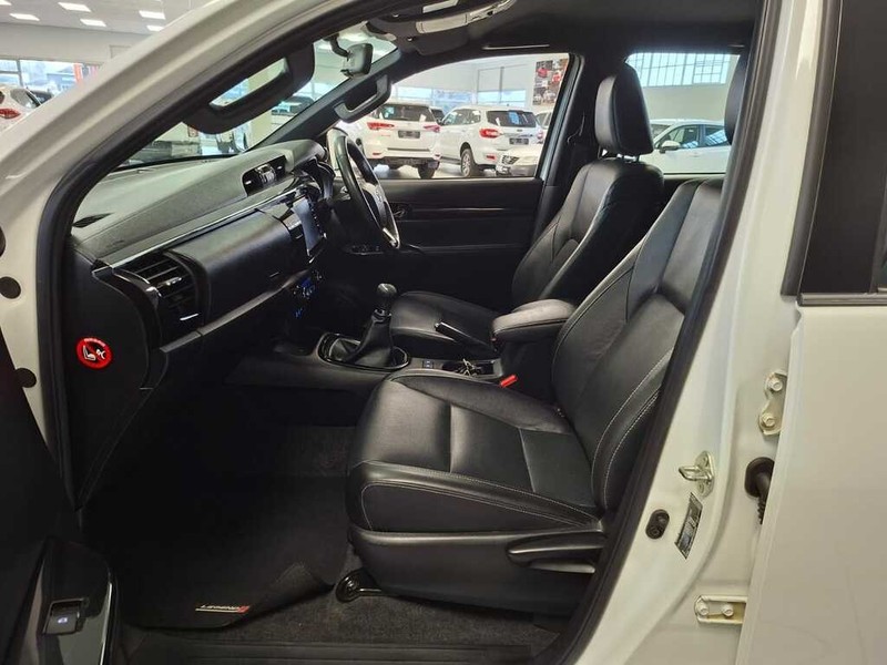 Toyota Hilux - Cargen Auto - Image 8