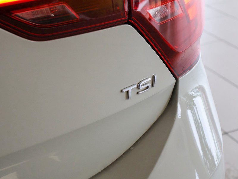 Volkswagen Polo - Hatfield VW Rivonia - Image 9