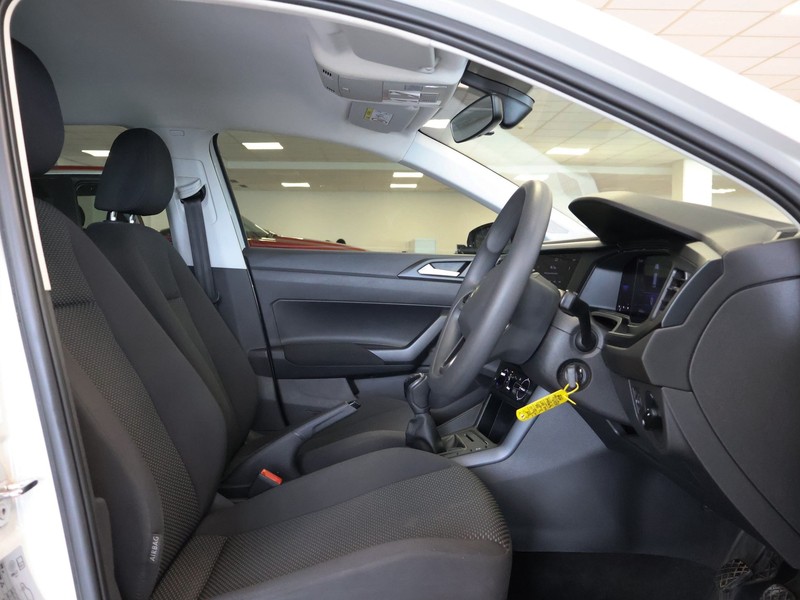 Volkswagen Polo - Hatfield VW Rivonia - Image 24