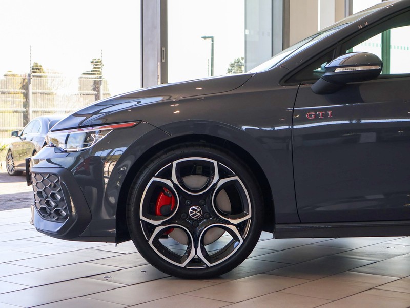 Volkswagen Golf - Hatfield VW Rivonia - Image 4