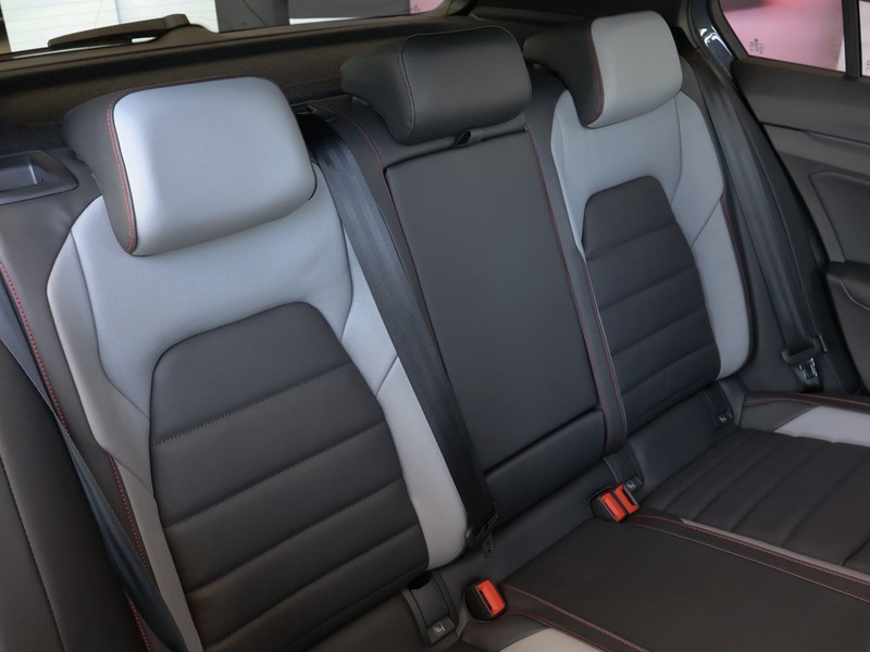 Volkswagen Golf - Hatfield VW Rivonia - Image 20