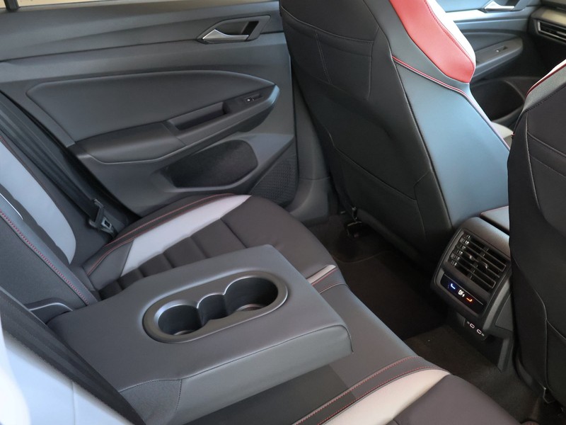 Volkswagen Golf - Hatfield VW Rivonia - Image 34
