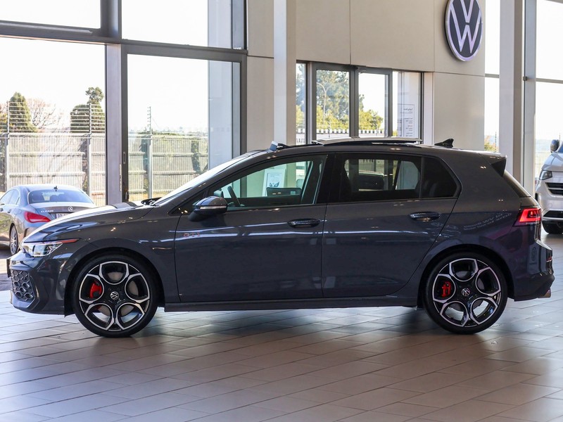 Volkswagen Golf - Hatfield VW Rivonia - Image 5