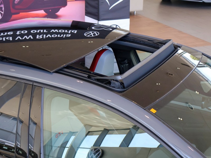 Volkswagen Golf - Hatfield VW Rivonia - Image 29