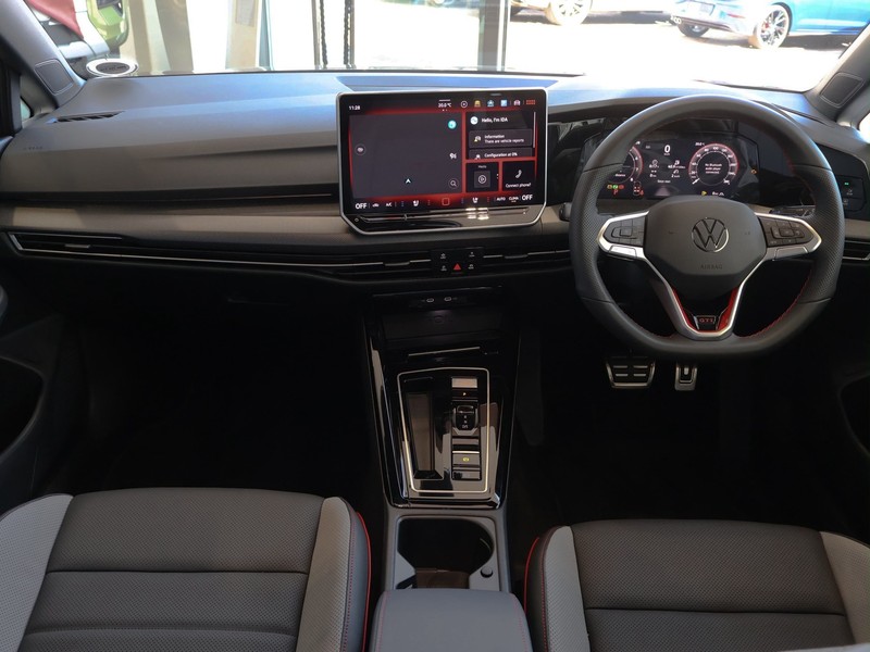 Volkswagen Golf - Hatfield VW Rivonia - Image 17