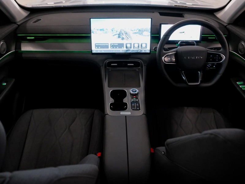 Chery Tiggo 8 Pro - Chery Waterfall - Image 17