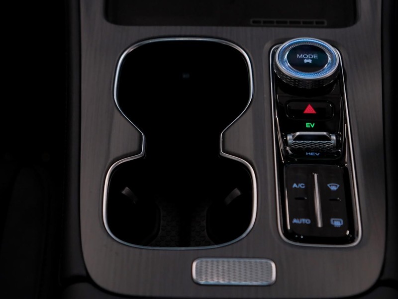 Chery Tiggo 8 Pro - Chery Waterfall - Image 18