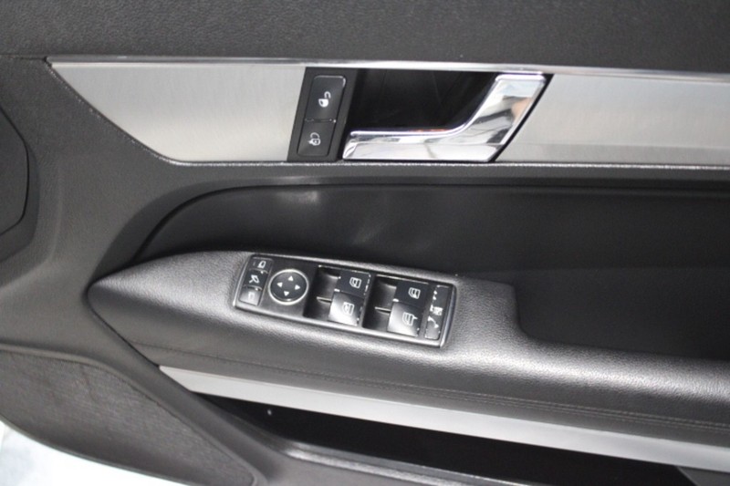 Mercedes-Benz E-class - LisaCars - Image 17