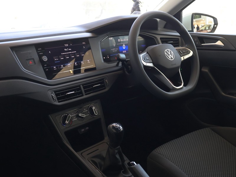 Volkswagen Polo - Hatfield VW Rivonia - Image 14