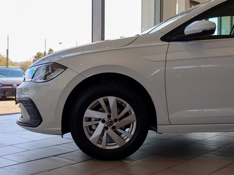 Volkswagen Polo - Hatfield VW Rivonia - Image 8