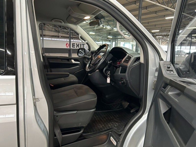 Volkswagen Transporter - Bakwena Auto Sales - Image 10