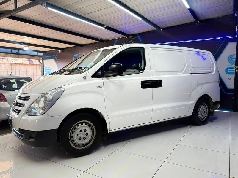 Hyundai H-1 - G.I.G Motors - Image 4