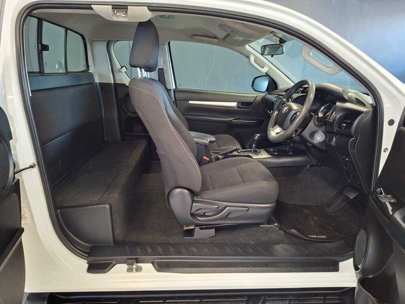 Toyota Hilux - Cargen Auto - Image 11