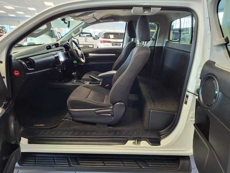 Toyota Hilux - Cargen Auto - Image 9