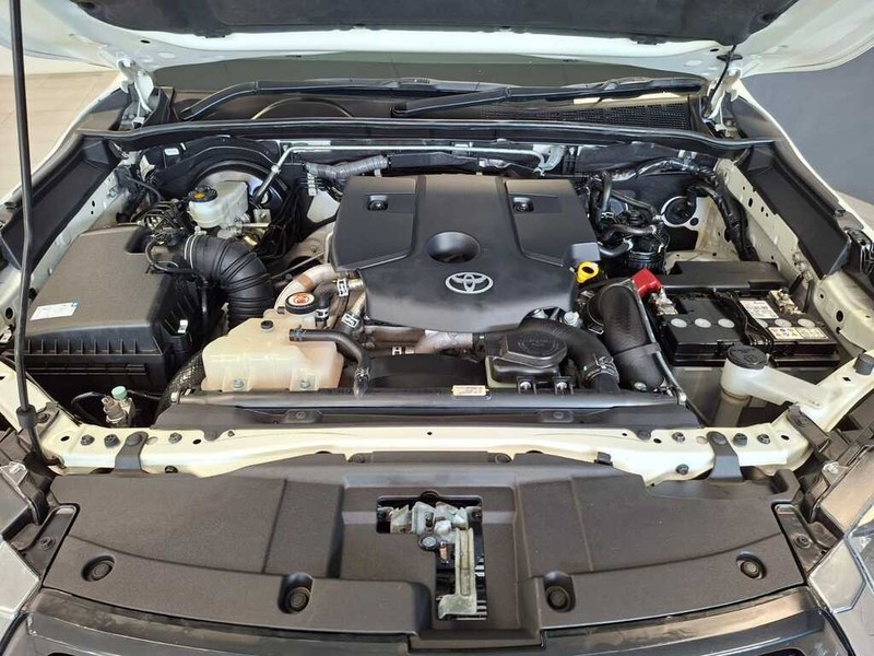Toyota Hilux - Cargen Auto - Image 13