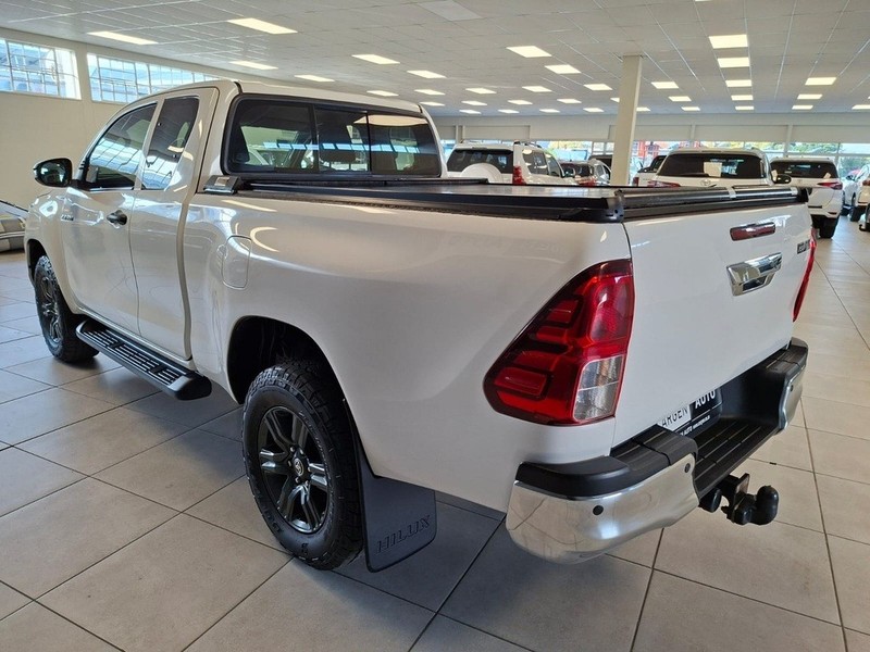 Toyota Hilux - Cargen Auto - Image 4
