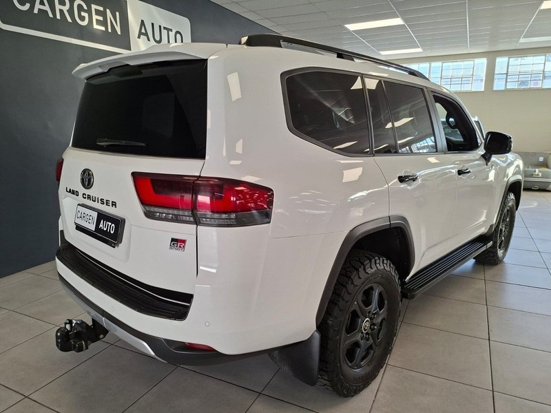 Toyota Land Cruiser - Cargen Auto - Image 7