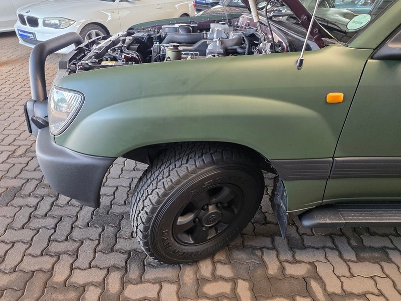Toyota Land Cruiser - Auto Investments Montana - Image 17