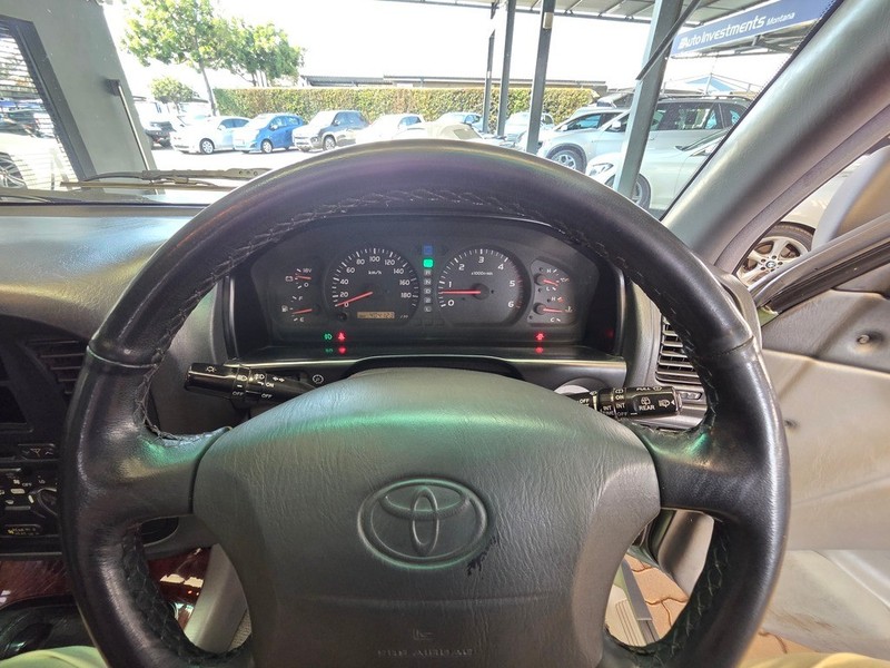 Toyota Land Cruiser - Auto Investments Montana - Image 13