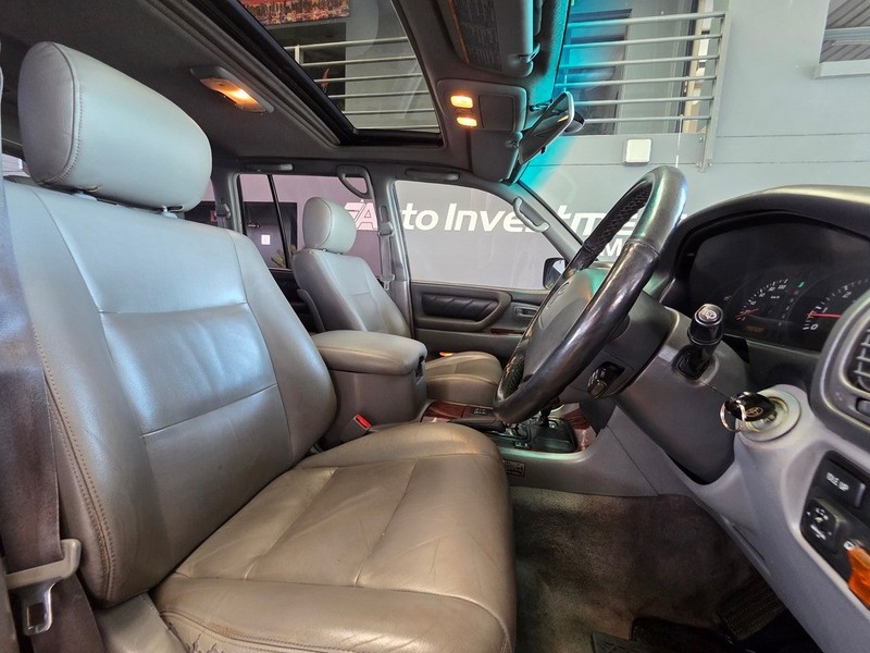 Toyota Land Cruiser - Auto Investments Montana - Image 12