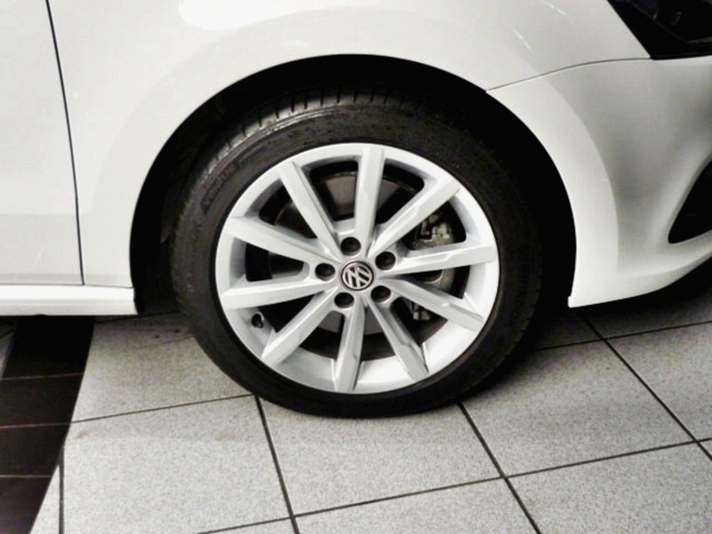 Volkswagen Polo - LisaCars - Image 9