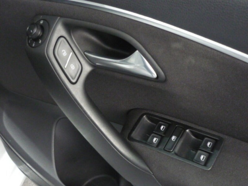 Volkswagen Polo - LisaCars - Image 15