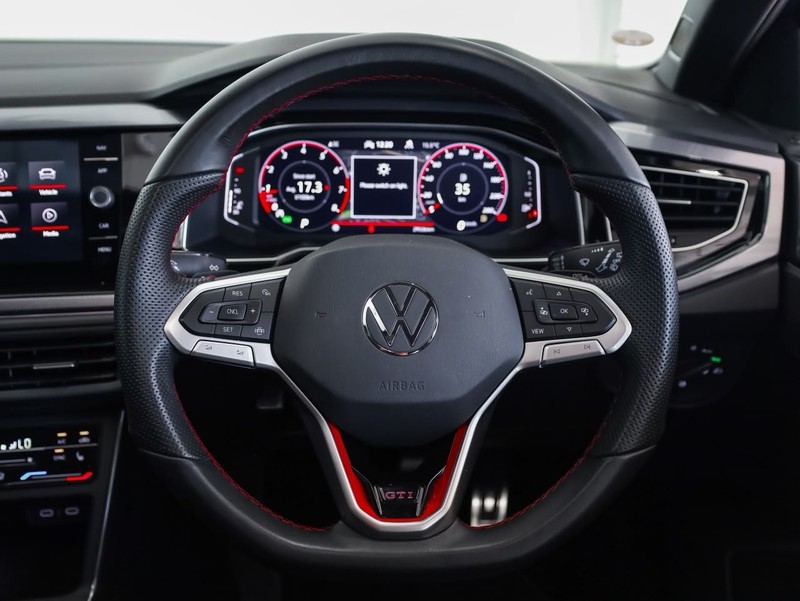 Volkswagen Polo - Hatfield VW Bryanston - Image 21